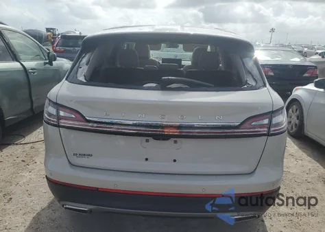 2022 Lincoln Nautilus Reserve z USA, uszkodzony, nr VIN 2LMPJ6K97NBL06175